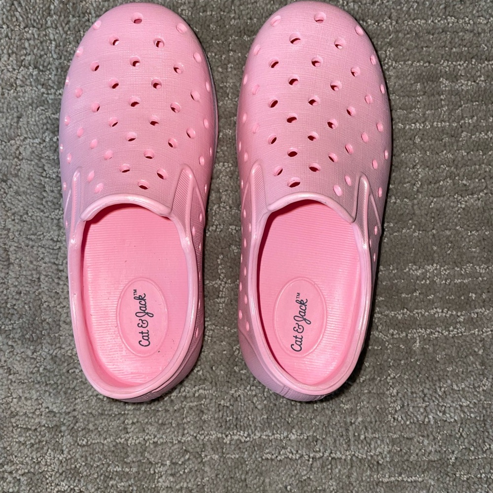 NWOT Cat & Jack Pink Water Shoes Slip-On